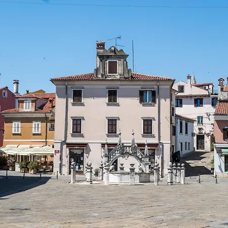 Lägenhet Nobile In The Historic Town - Happy Koper