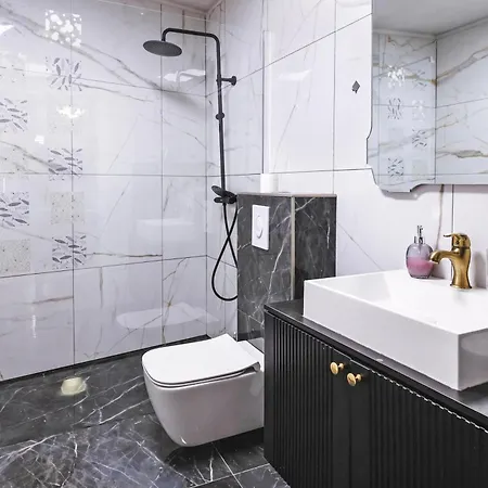 Apartman Nobile In The Historic Town - Happy